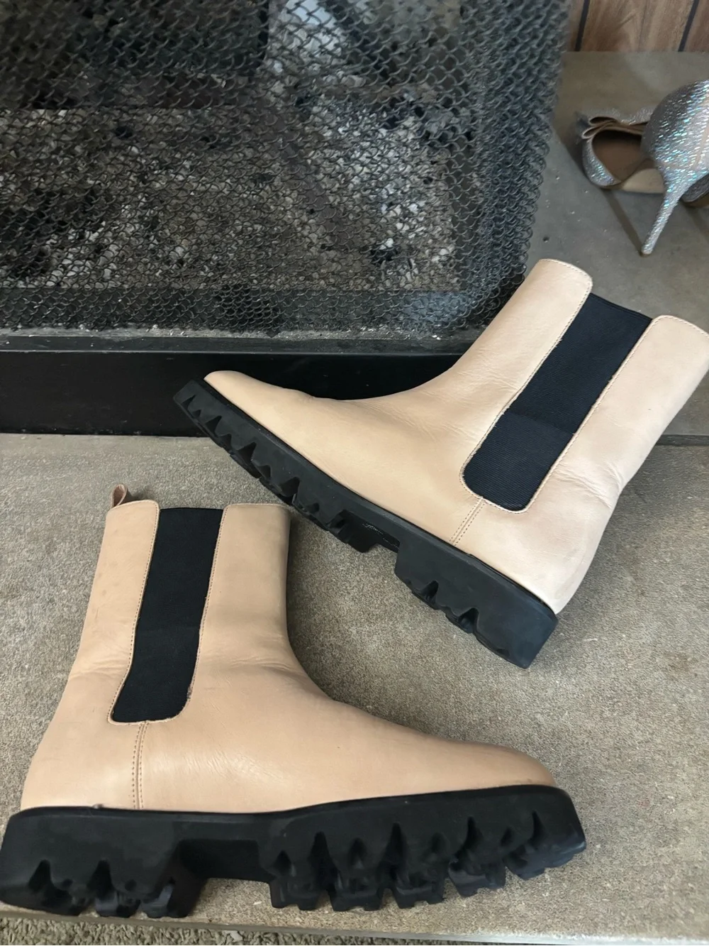 J Crew Gwen Lug-sole High-shaft Chelsea Boots Cream worn 1x size 9 womens